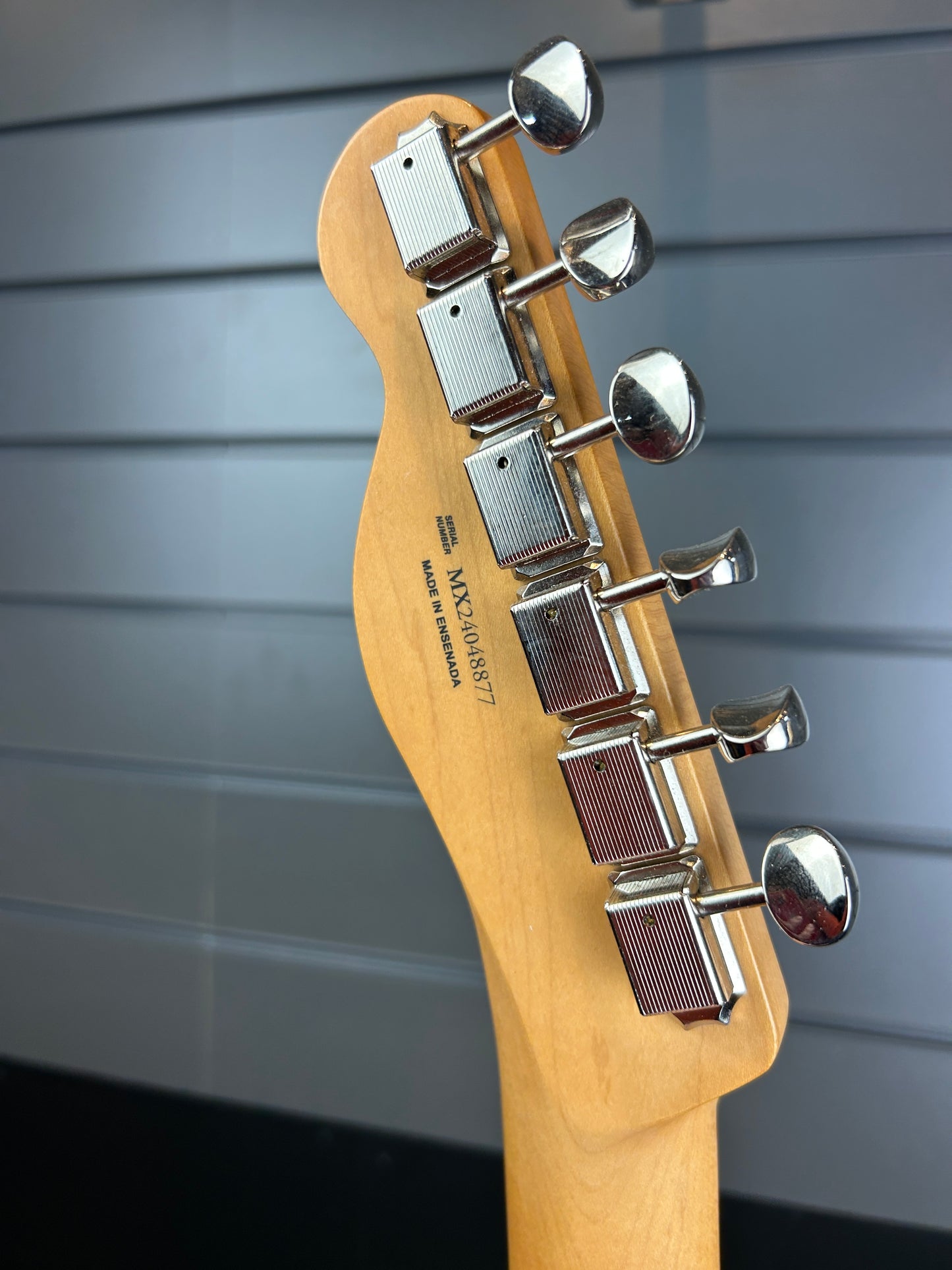 Fender Player II Telecaster, Maple Fingerboard, Butterscotch Blonde (B-Stock)