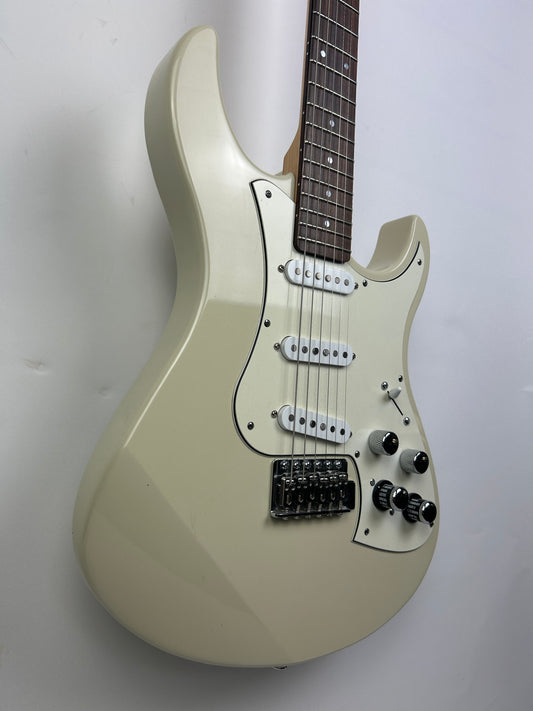 Line 6 Variax Standard, White
