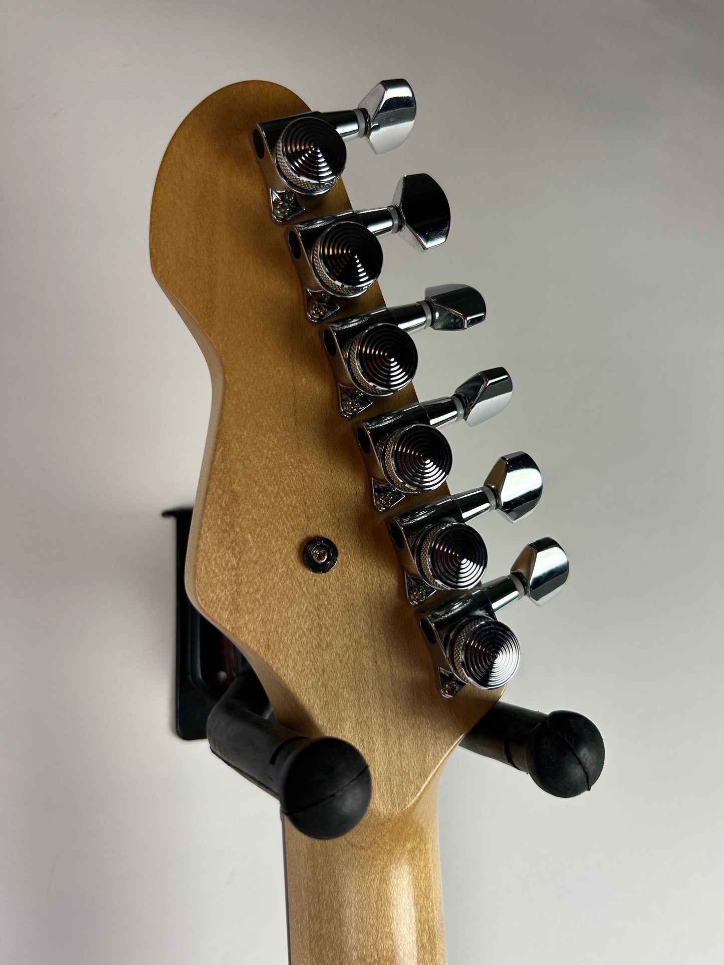 Levinson Blade RH2 Classic, Red (Pre-Owned)