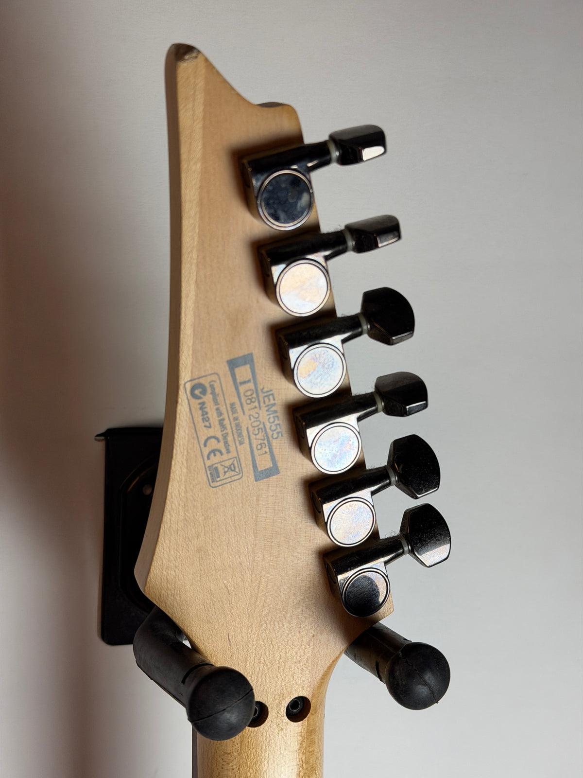 Ibanez JEM555 Steve Vai Signature White Electric Guitar (Pre-Owned)