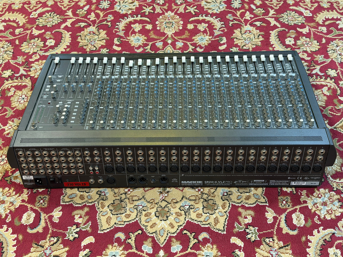 Mackie SR24-4-VLZ Pro 24-Channel 4-Bus Analogue Mixing Console (Pre-Owned)