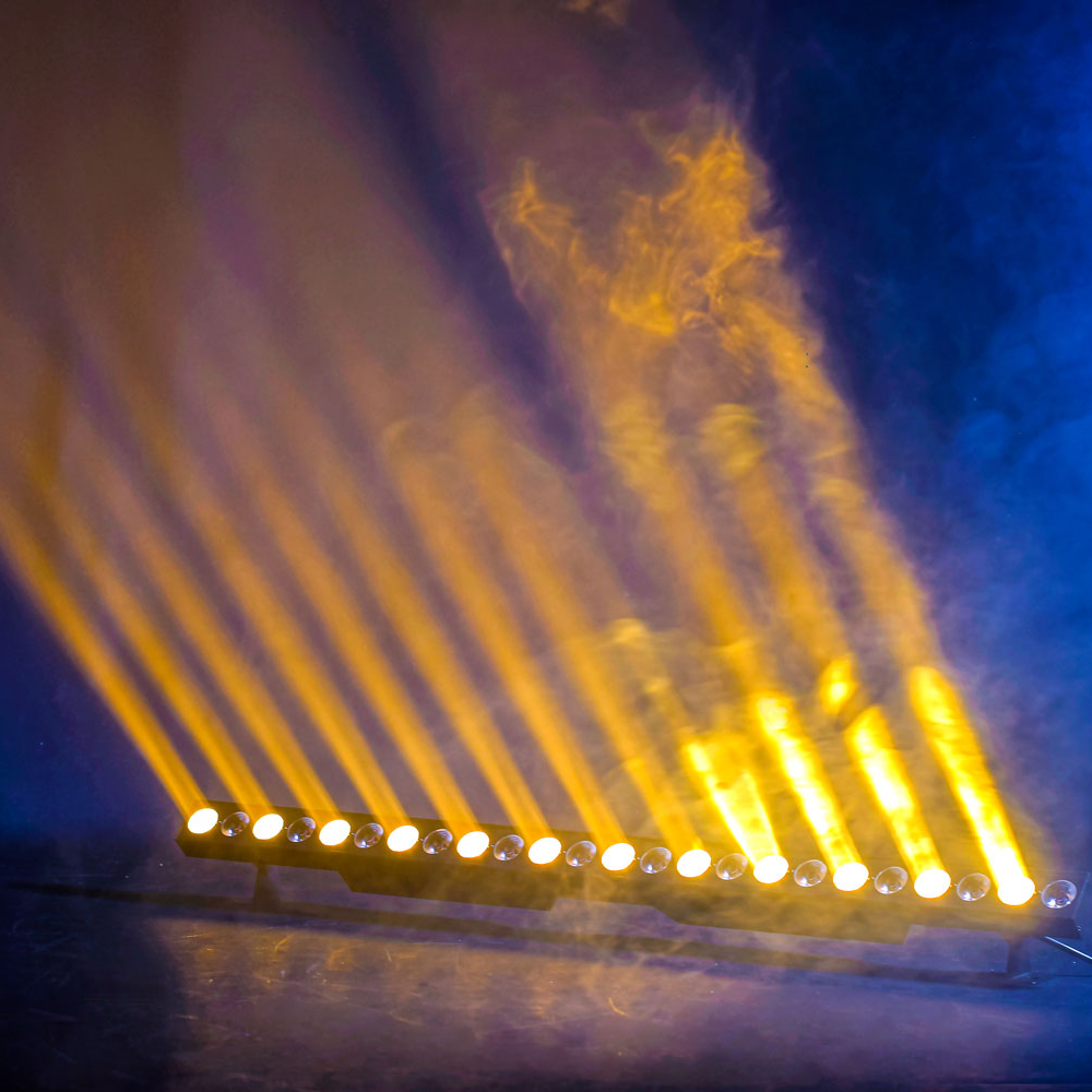 QTX Wash and Beam: 24 x 3W LED Wall Bar