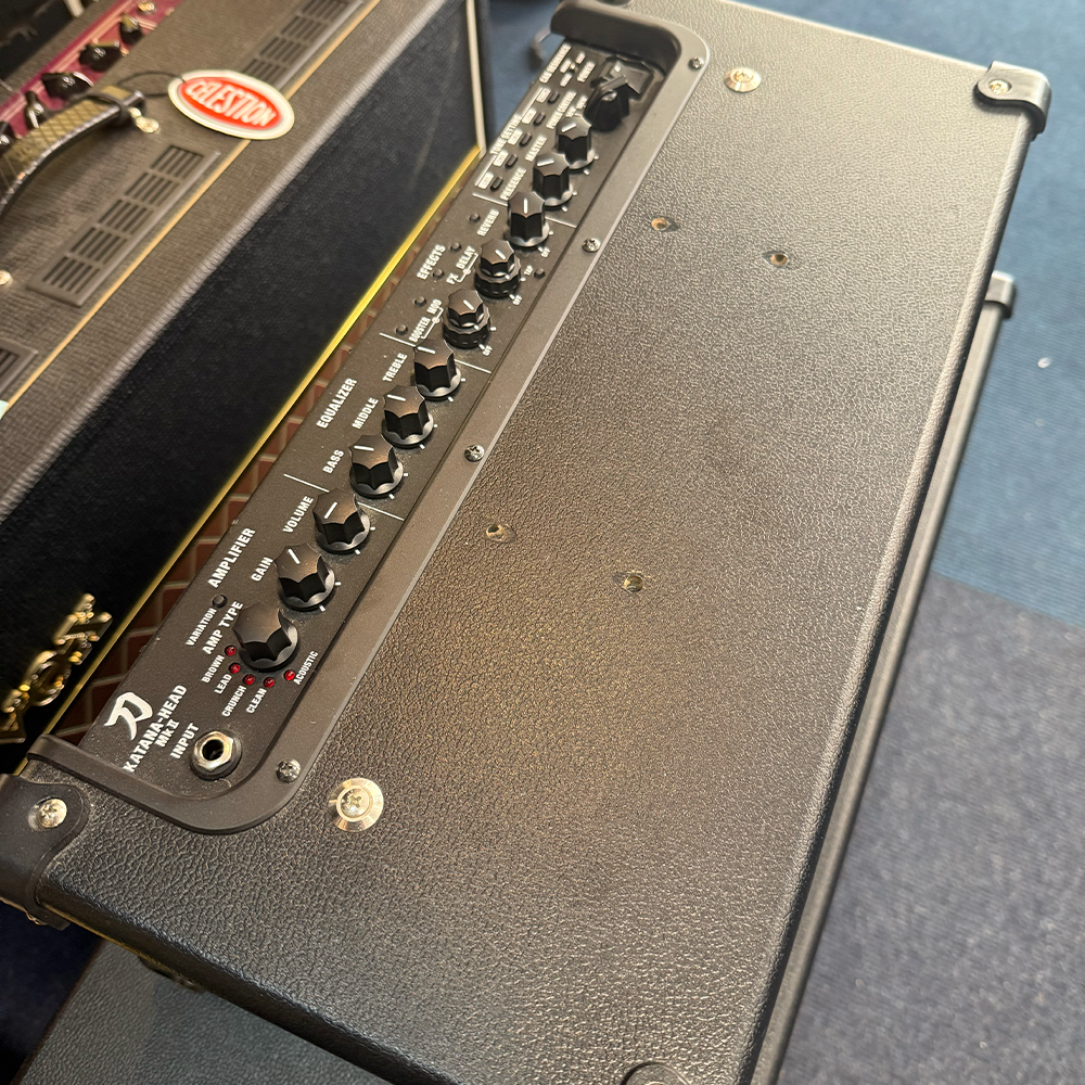 Boss Katana-Head 100 Mk2 & 2x12 Cab