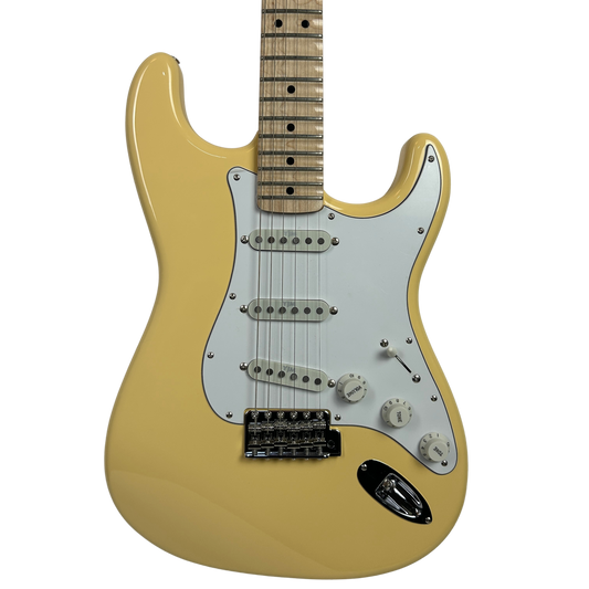 Fender Yngwie Malmsteen Stratocaster, Scalloped Maple Fingerboard, Vintage White (B-Stock)