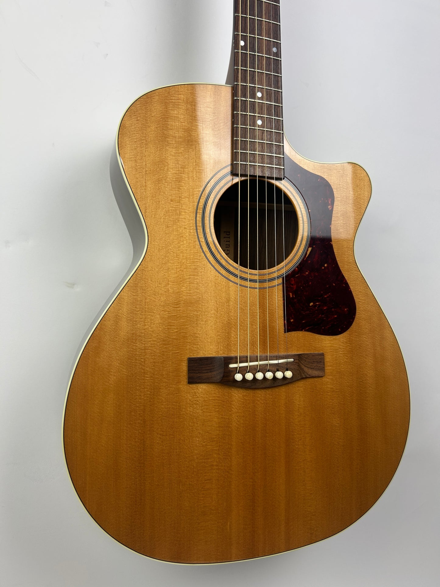 Guild F30RCE Standard, Natural