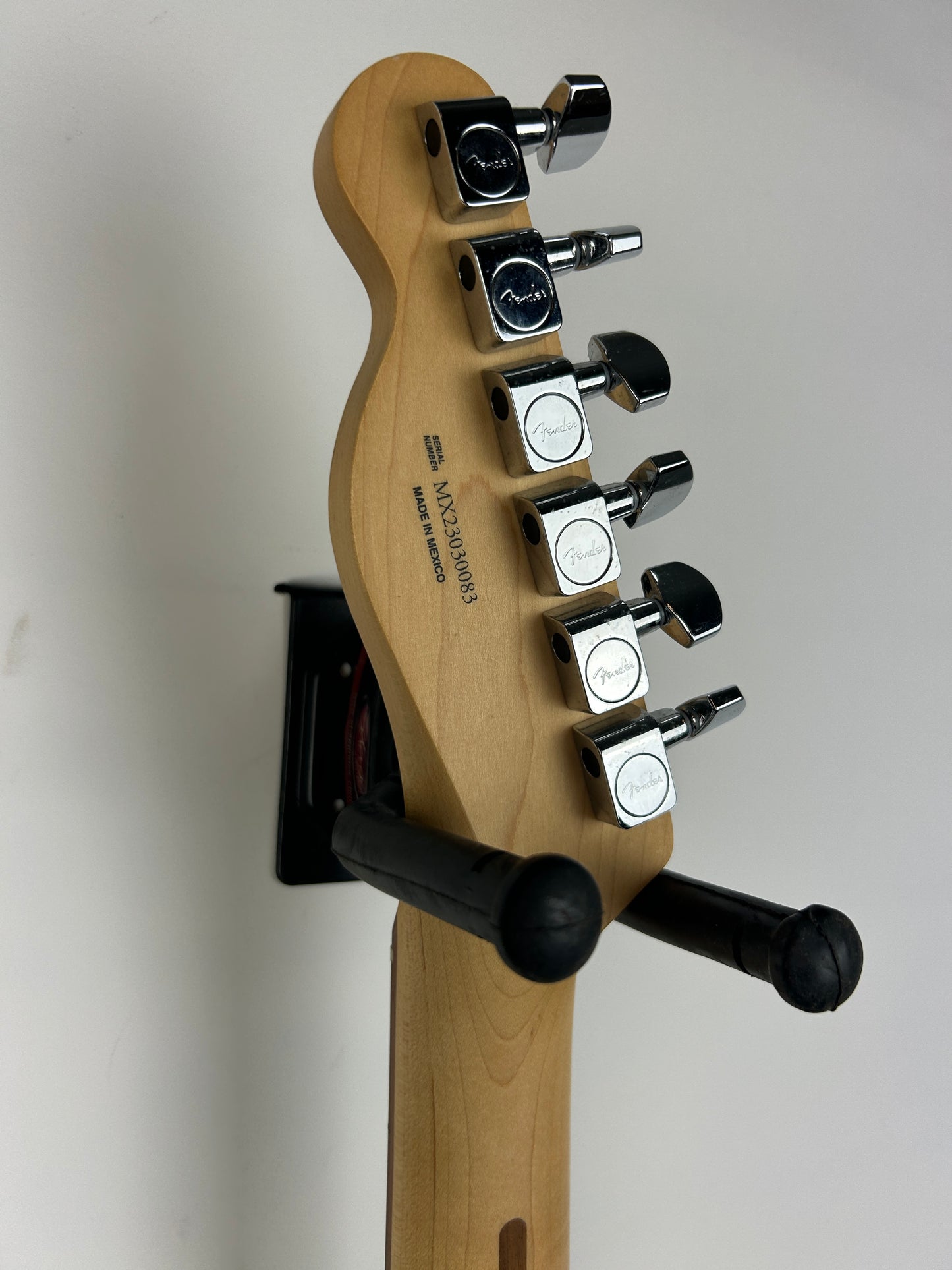 Fender Player Telecaster HH, Pau Ferro Fingerboard, 3-Color Sunburst