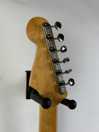 Fender USA Select Kingman V Acoustic Guitar, Sunburst