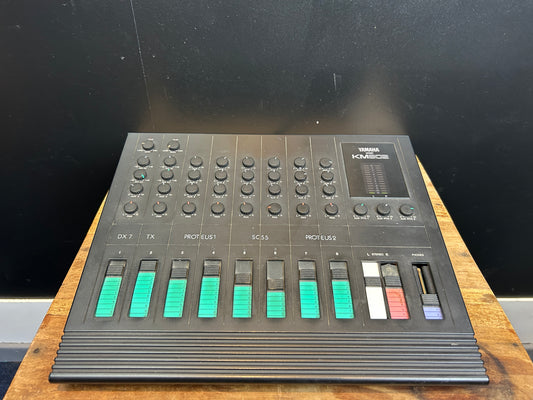 Yamaha KM802 Mixer