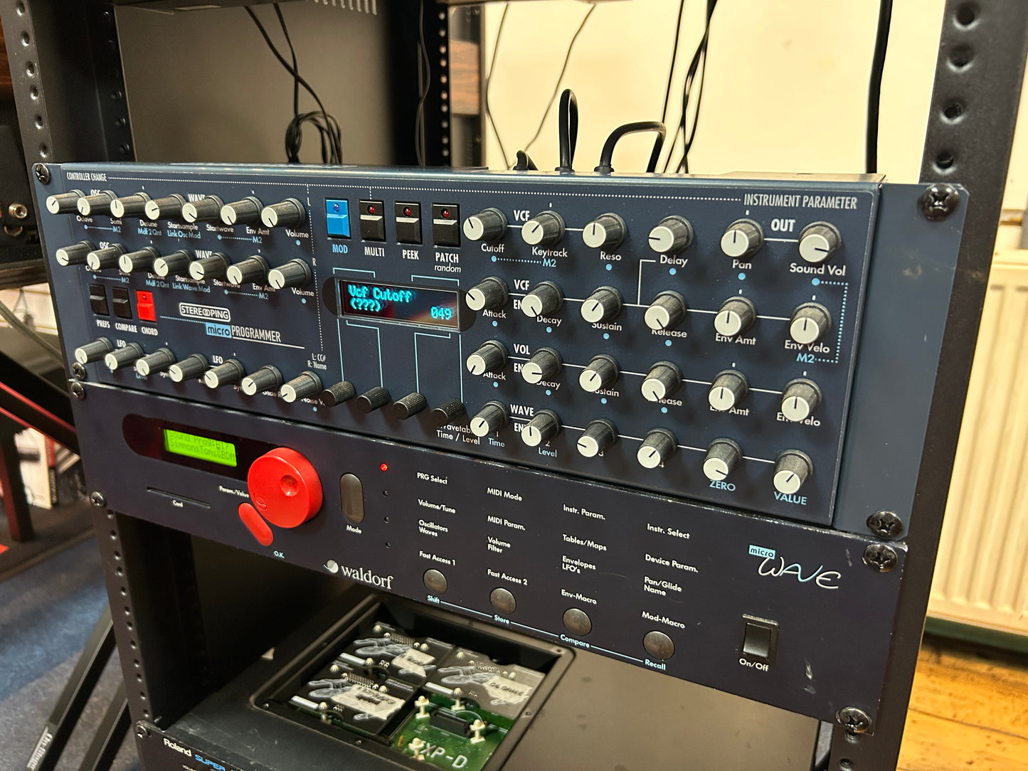 Waldorf Microwave 1 Rev-A Synth with Stereoping Controller
