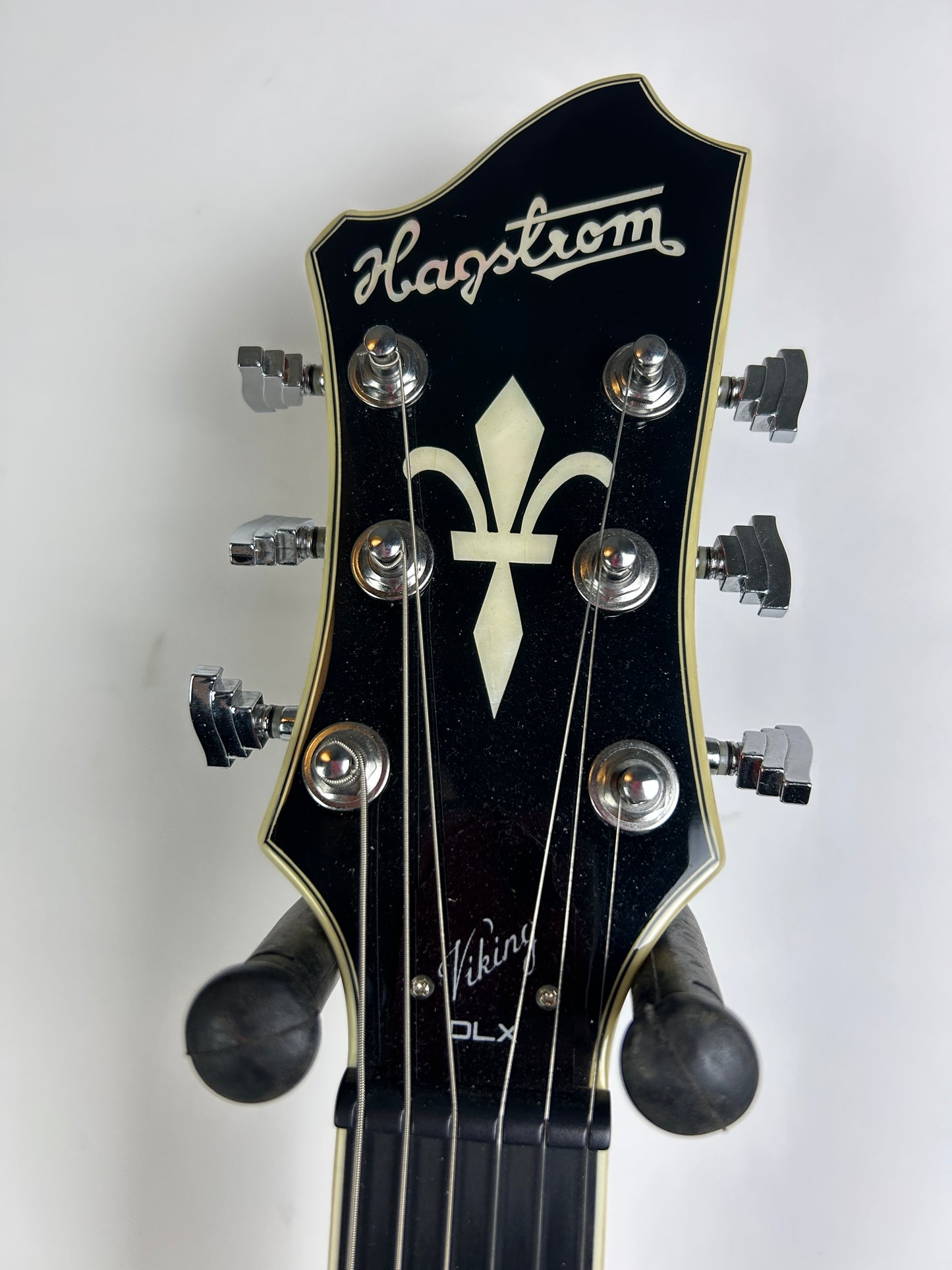 Hagstrom Viking DLX Wild Cherry Transparent