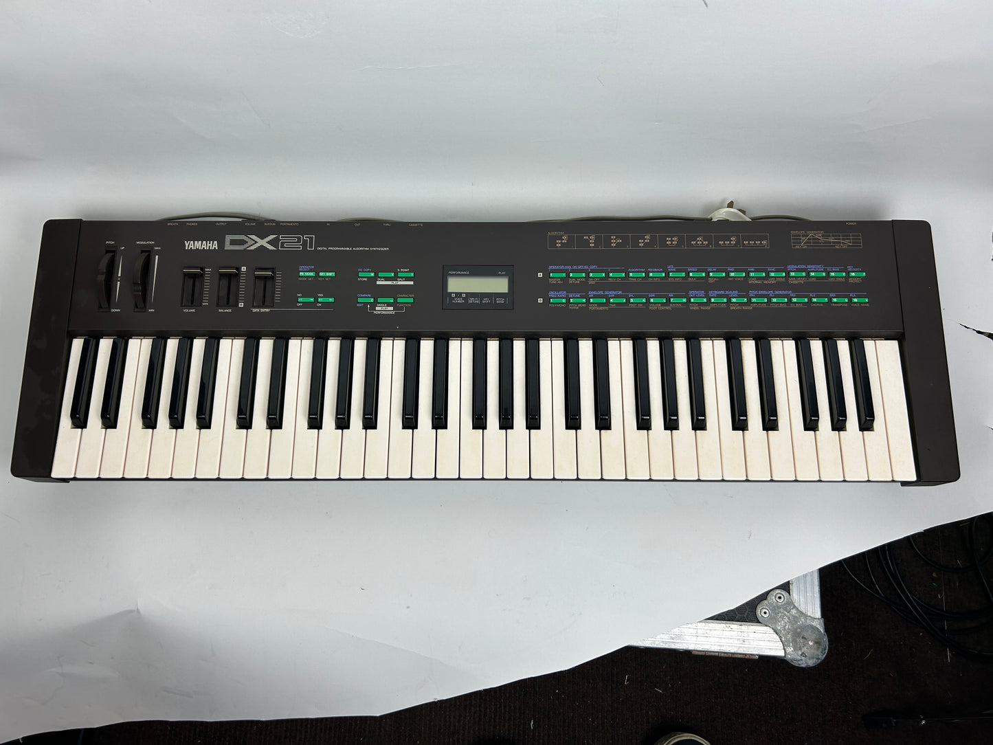 Yamaha DX21 FM Synth