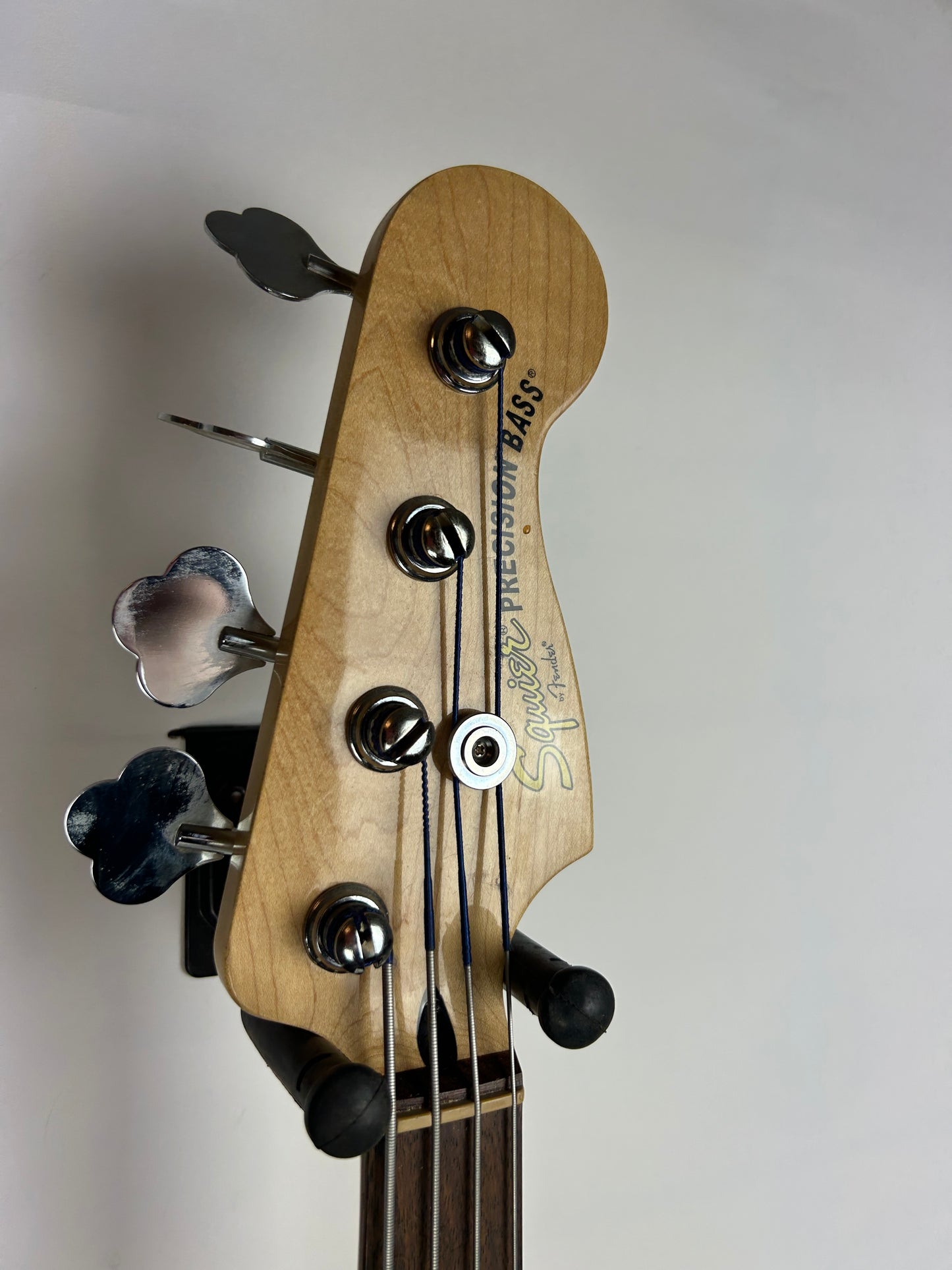 Squier Vintage Modified Precision Bass PJ, Lake Placid Blue (Pre-Owned)