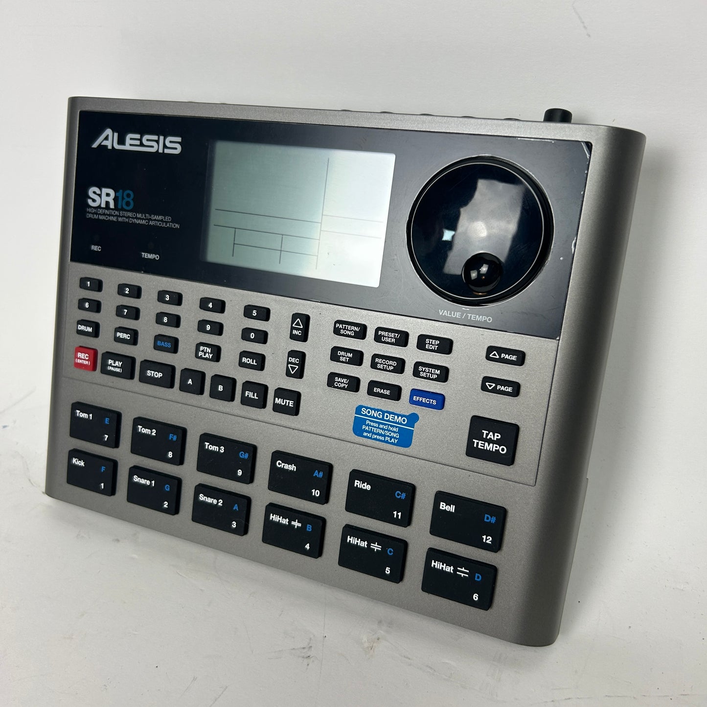Alesis SR18 Drum Machine (Pre-Owned)