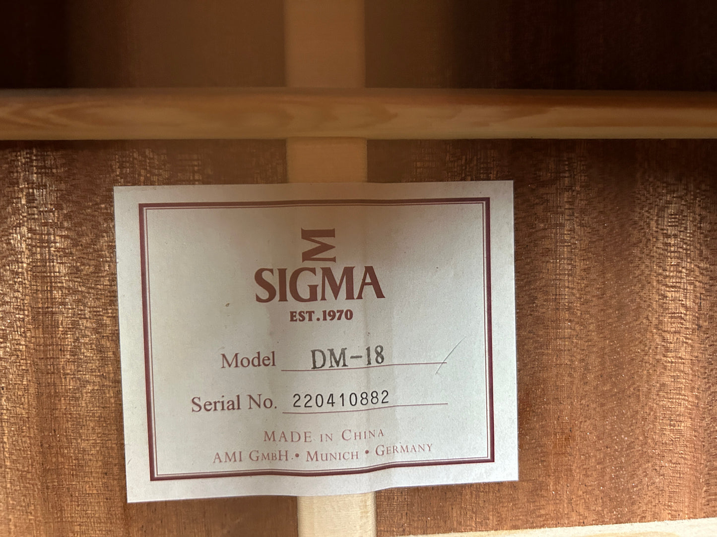 Sigma DM18 Acoustic Guitar (Pre-Owned)