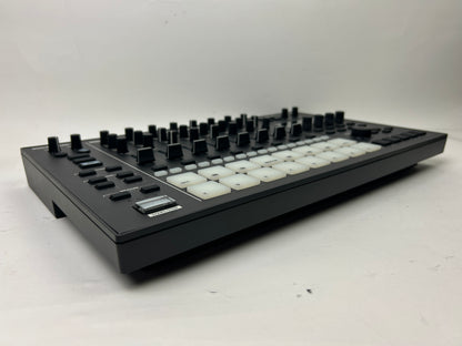 Roland MC707 Groovebox (Pre-Owned)
