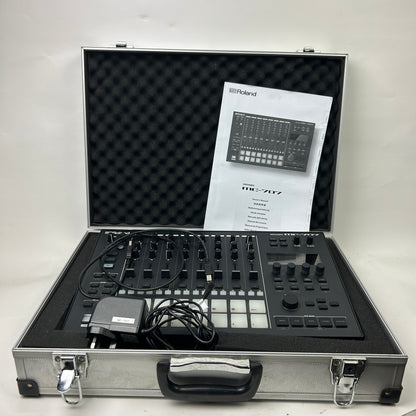 Roland MC707 Groovebox (Pre-Owned)