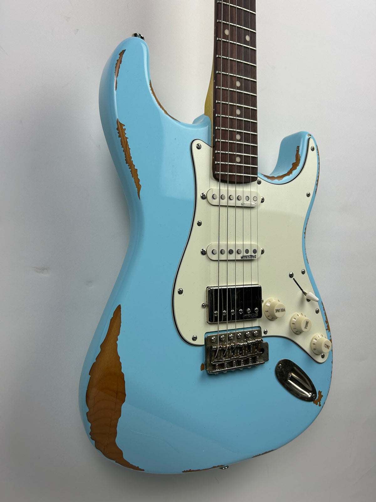 Vintage V6HMRLB Distressed Laguna Blue (Pre-Owned)