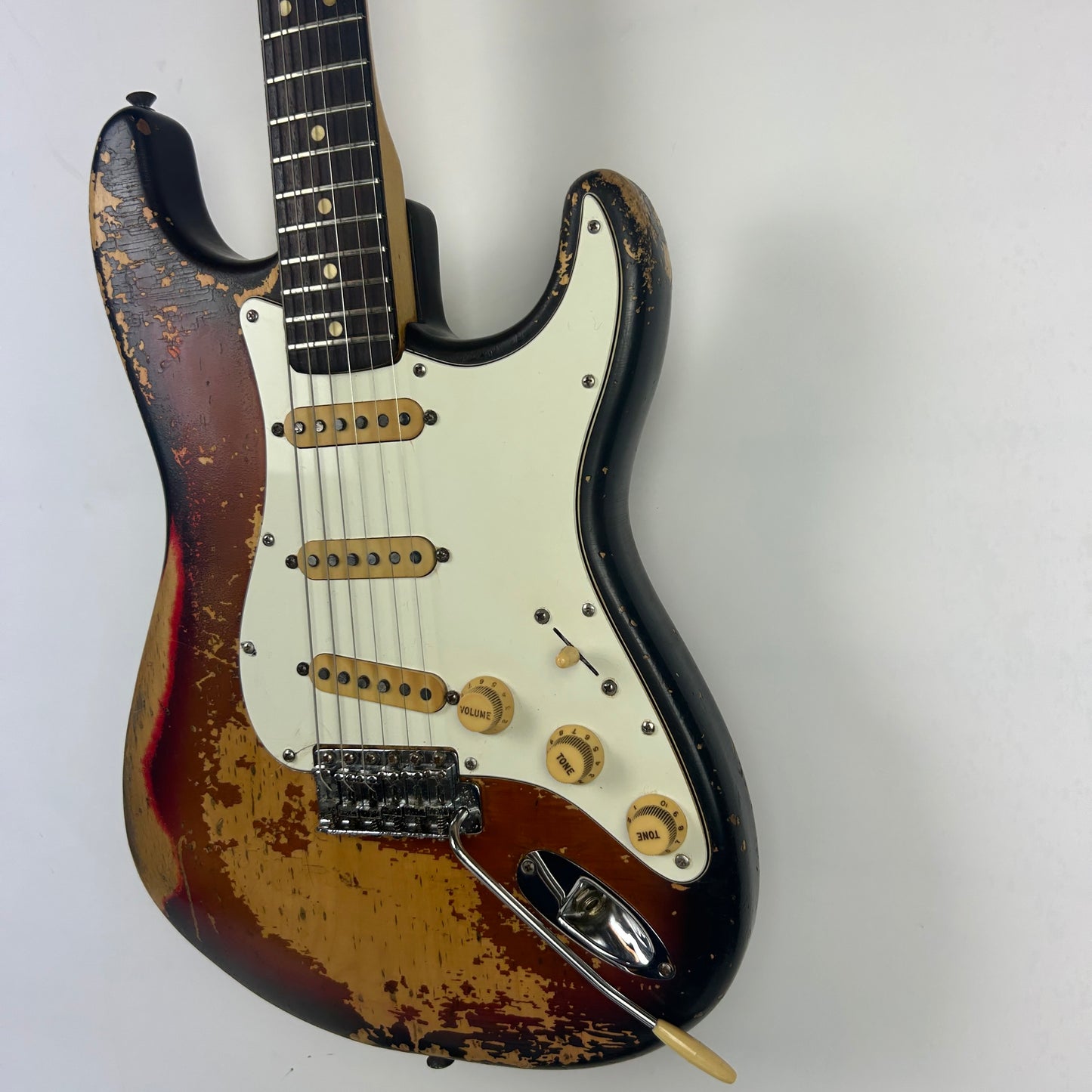 Fender American Standard Stratocaster (1974), 3-Tone Sunburst (Pre-Owned)