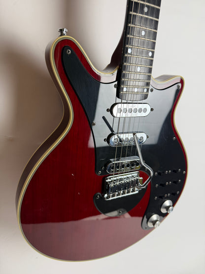 Burns Brian May Signature Original, Red (Pre-Owned)