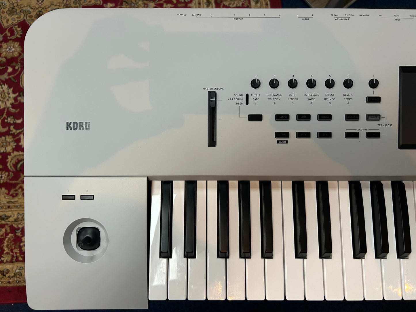 Korg Nautilus 61AT Grey Edition (Pre-Owned)