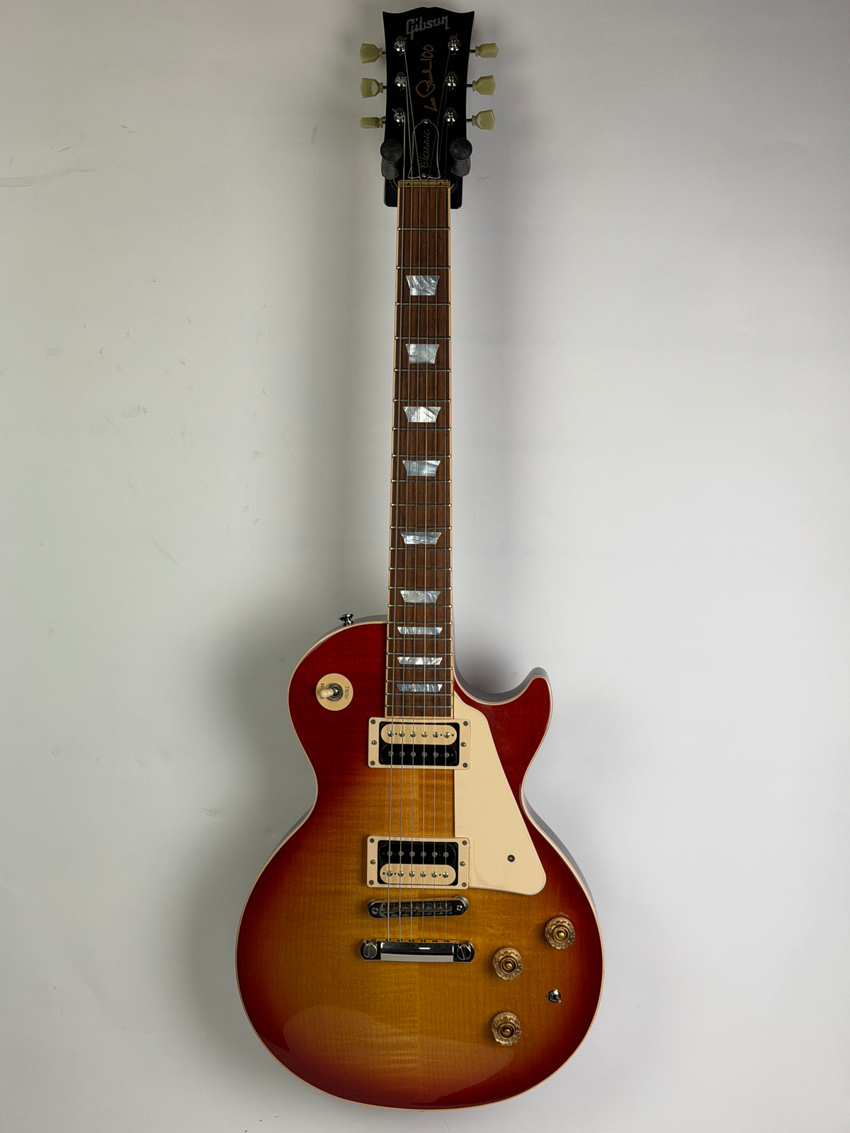 Gibson Les Paul Classic 100th Anniversary Edition (2015) Heritage Cherry Sunburst with Kluson Tuners (Pre-Owned)