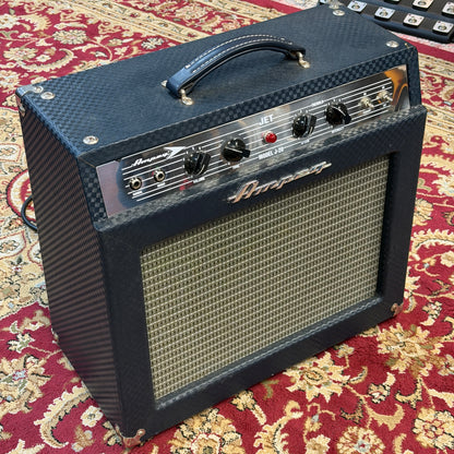 Ampeg J-20 Jet 20-Watt 1x12 Valve Guitar Combo with Tremolo (Pre-Owned)