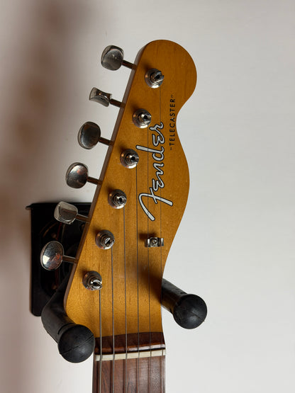 Fender Vintera '60s Telecaster Bigsby, Pau Ferro Fingerboard, 3-Color Sunburst (Pre-Owned)