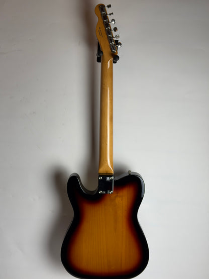 Fender Vintera '60s Telecaster Bigsby, Pau Ferro Fingerboard, 3-Color Sunburst (Pre-Owned)
