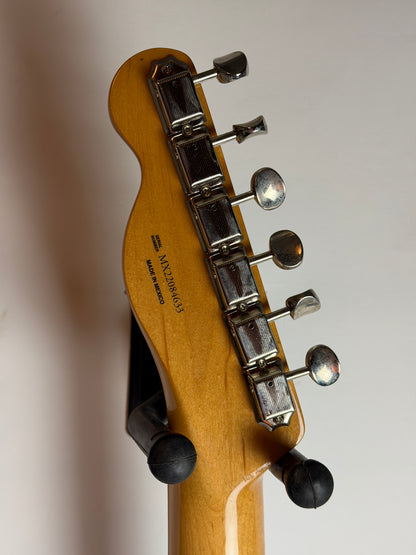 Fender Vintera '60s Telecaster Bigsby, Pau Ferro Fingerboard, 3-Color Sunburst (Pre-Owned)