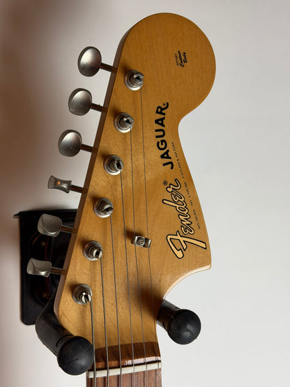 Fender Vintera '60s Jaguar, Pau Ferro Fingerboard, 3-Color Sunburst (Pre-Owned)