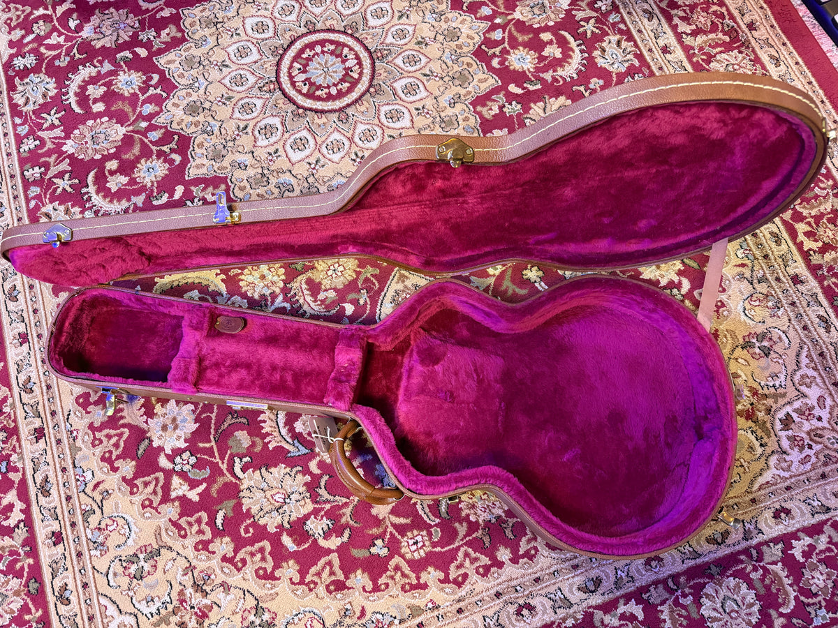 Gibson ES135 (2001) Semi-Hollow Electric Guitar, Red (Pre-Owned)
