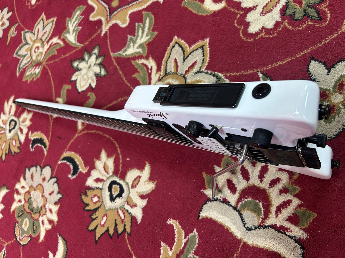 Steinberger GT-Pro, Modded, Deluxe White (Pre-Owned)