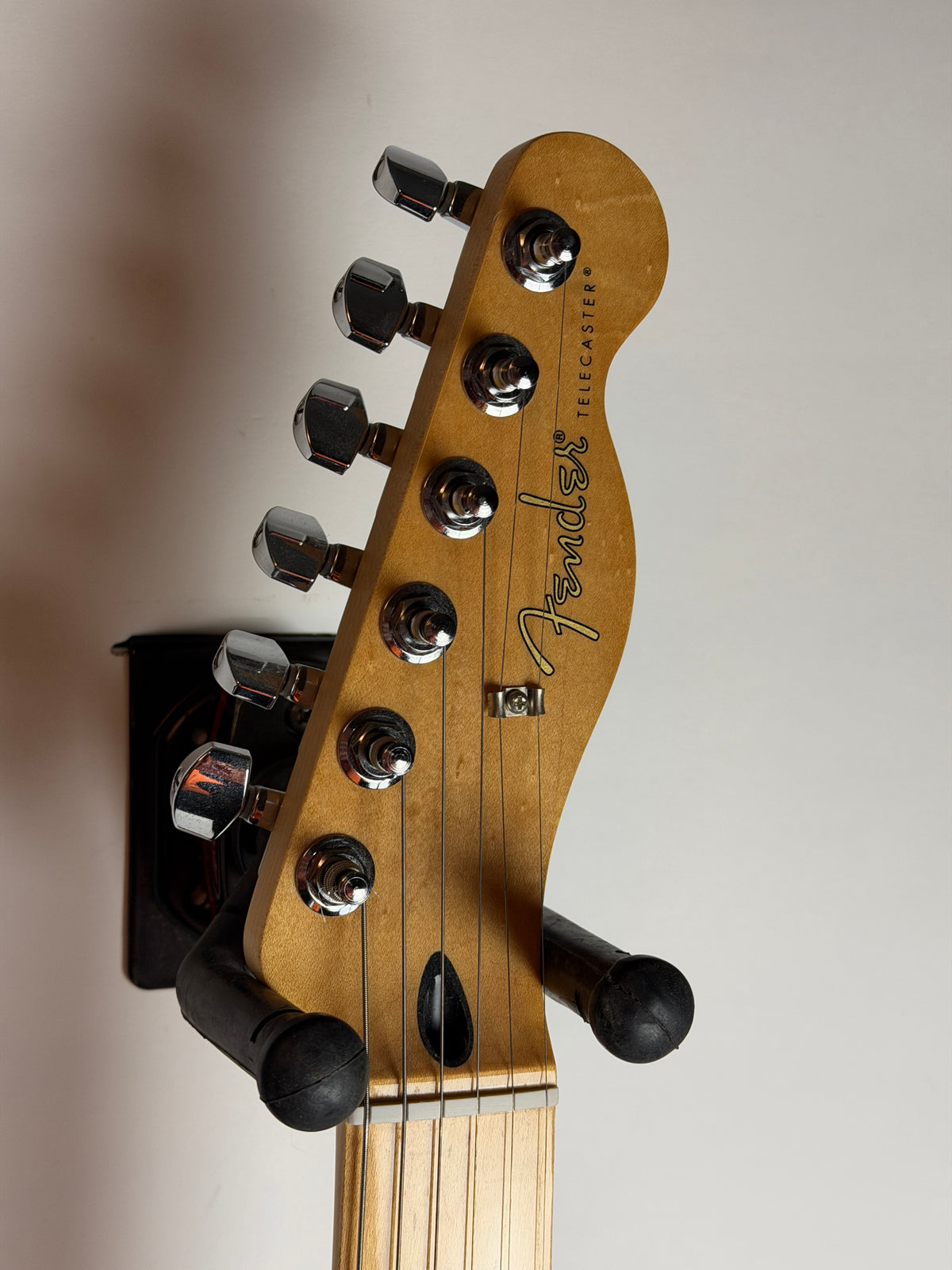 Fender Player Telecaster, Maple Fingerboard, Butterscotch Blonde (Pre-Owned)