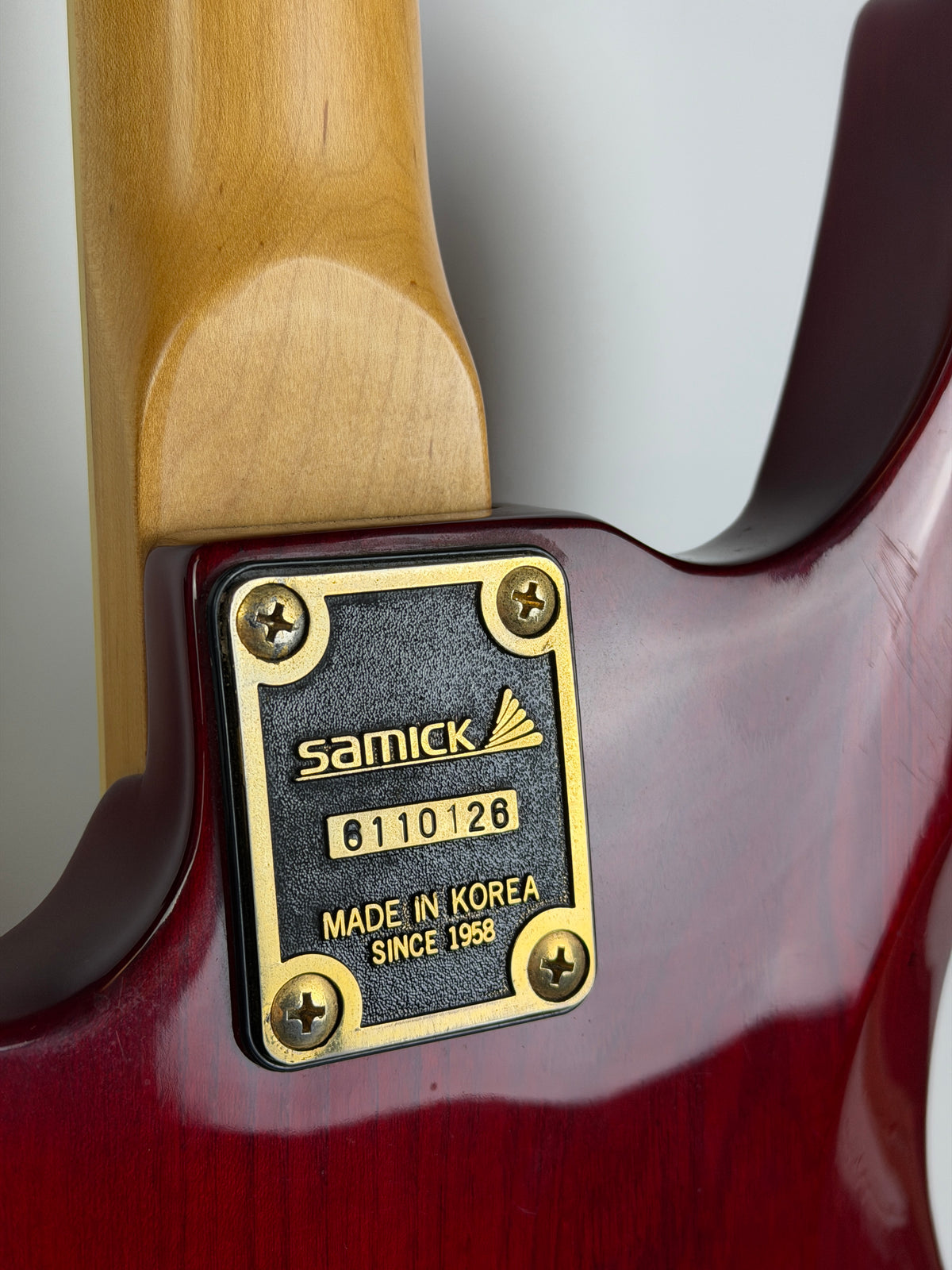 Samick YR660 Super Strat, Trans Red (Pre-Owned)