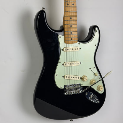 Fender Standard Stratocaster, Tinted MN, 2008, Black (Pre-Owned)