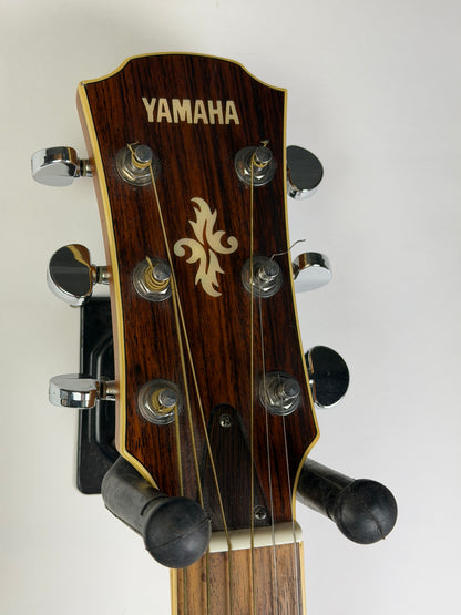 Yamaha APX700 NT Natural Cutaway Electro-Acoustic Guitar (Pre-Owned)