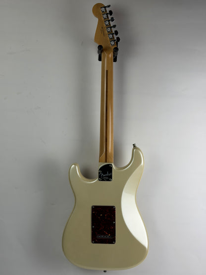 Fender American Deluxe Stratocaster HSS (2010), Olympic Pearl, Maple Fingerboard