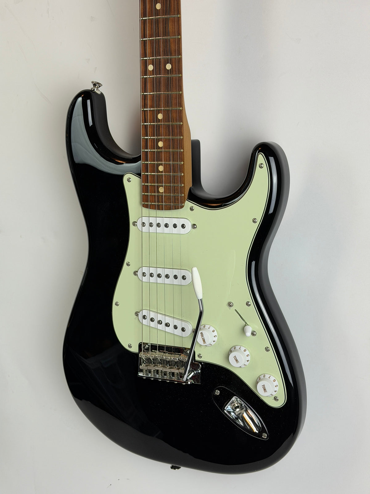 Fender Limited Edition Player Stratocaster, Roasted Maple Neck, Pau Ferro Fingerboard, Black (Pre-Owned)